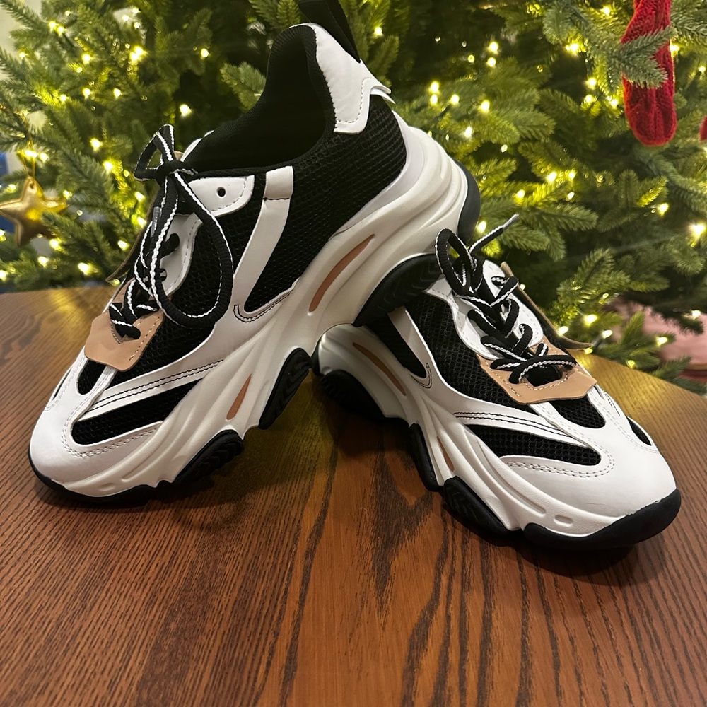 Steve Madden Possession Black/Tan Sneakers